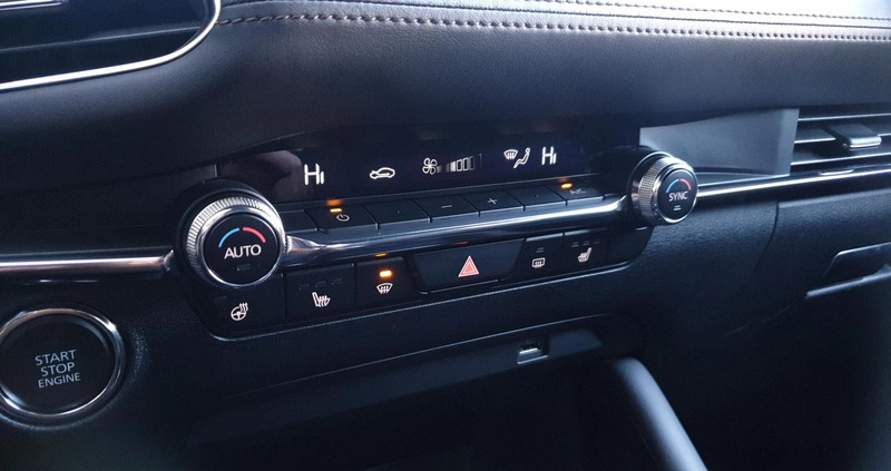 Mazda 3 cena 89900 przebieg: 62863, rok produkcji 2021 z Ostroróg małe 379